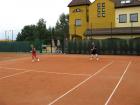 miniatura gra w tenisa - Bierun 2010 - kort klubowy - zdjecie_012